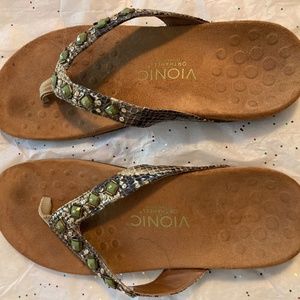 Vionic Floriana Flip Flop in Natural Snake Size 8